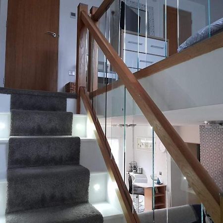 Outstanding Modern 1-Bed House In Chippenham كيبنهام المظهر الخارجي الصورة