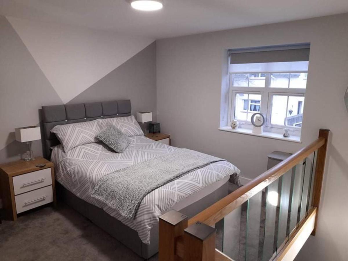 Outstanding Modern 1-Bed House In Chippenham كيبنهام المظهر الخارجي الصورة